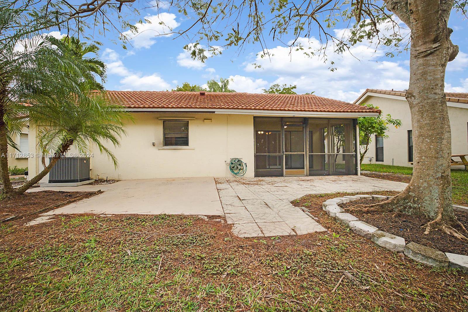 1710 Riverwood Ln