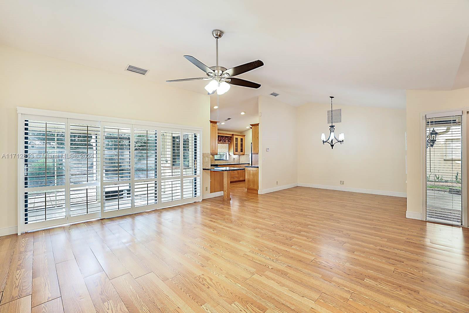1710 Riverwood Ln