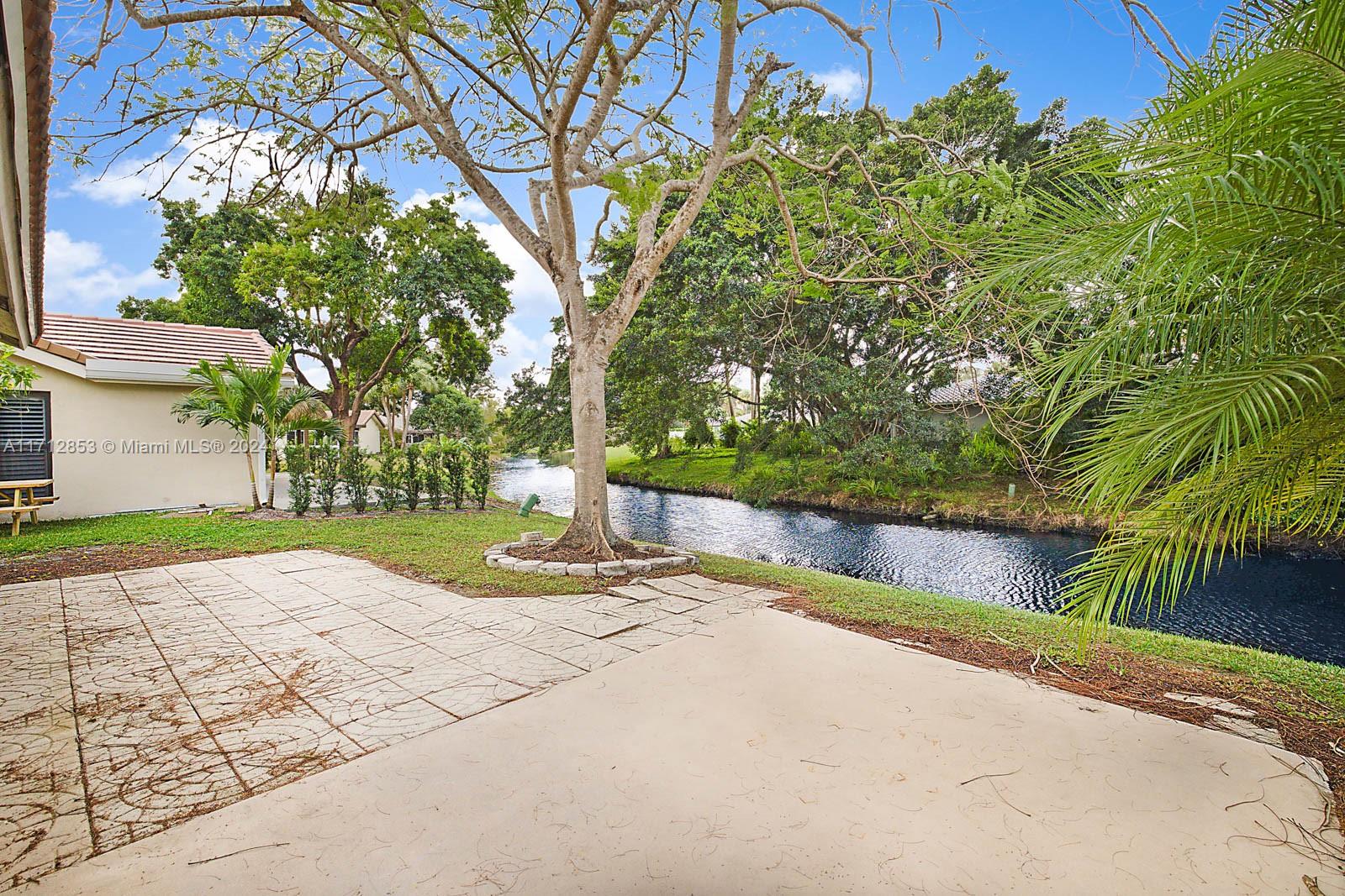 1710 Riverwood Ln