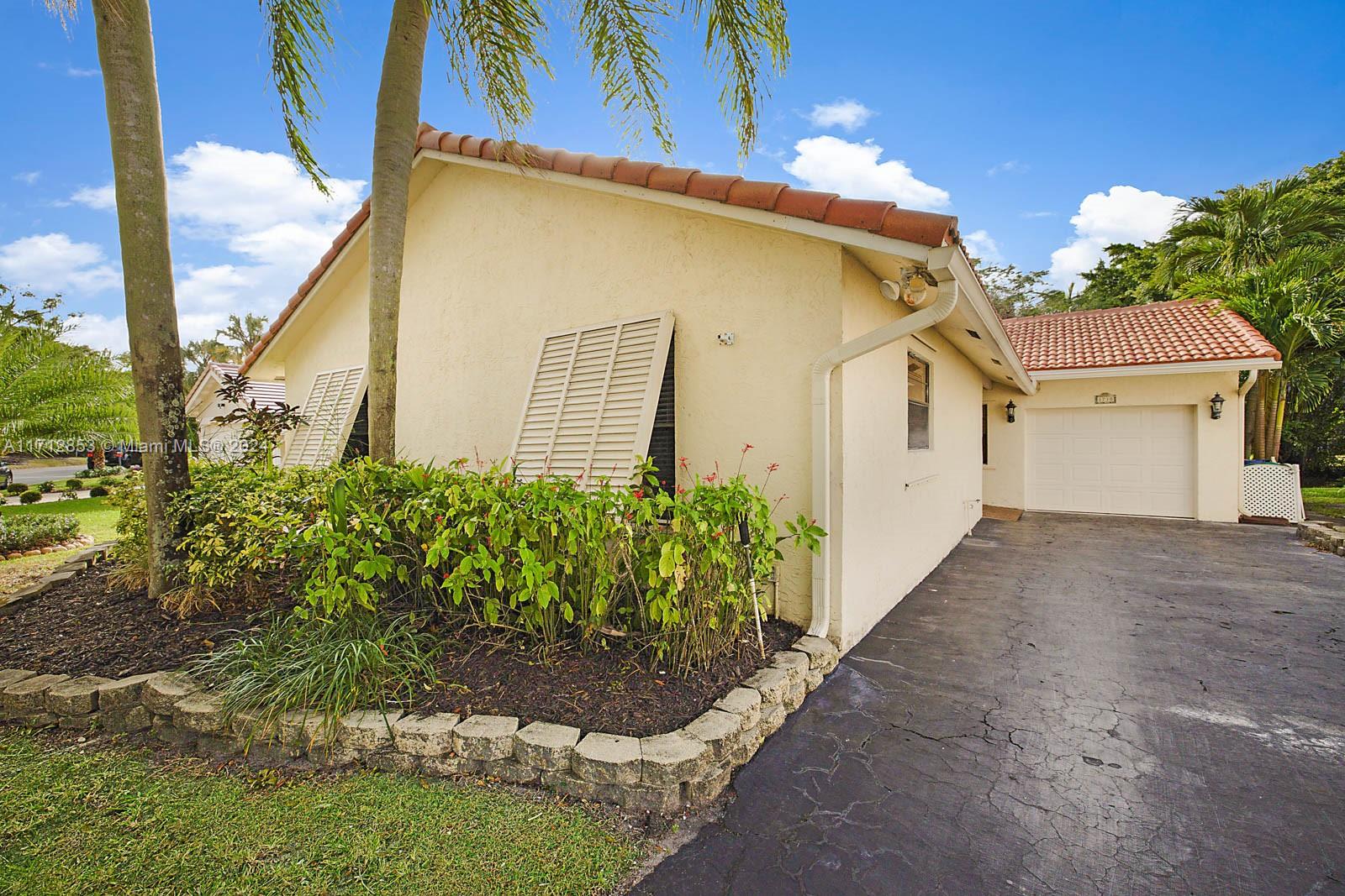 1710 Riverwood Ln