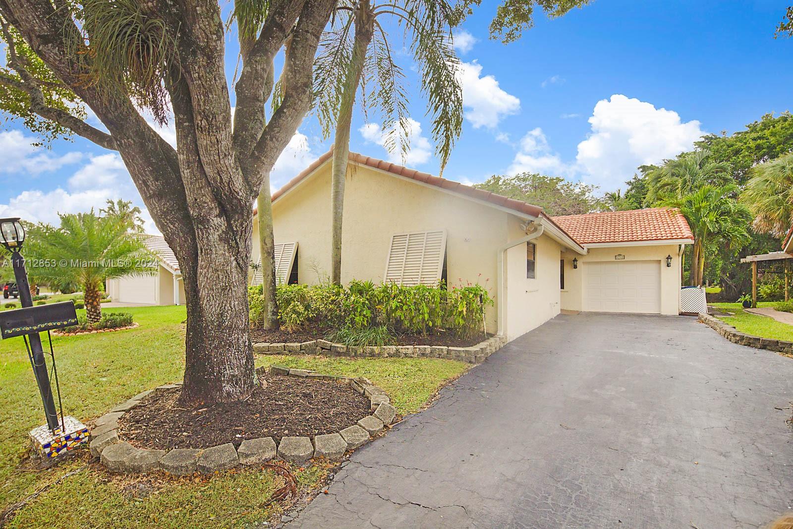 1710 Riverwood Ln