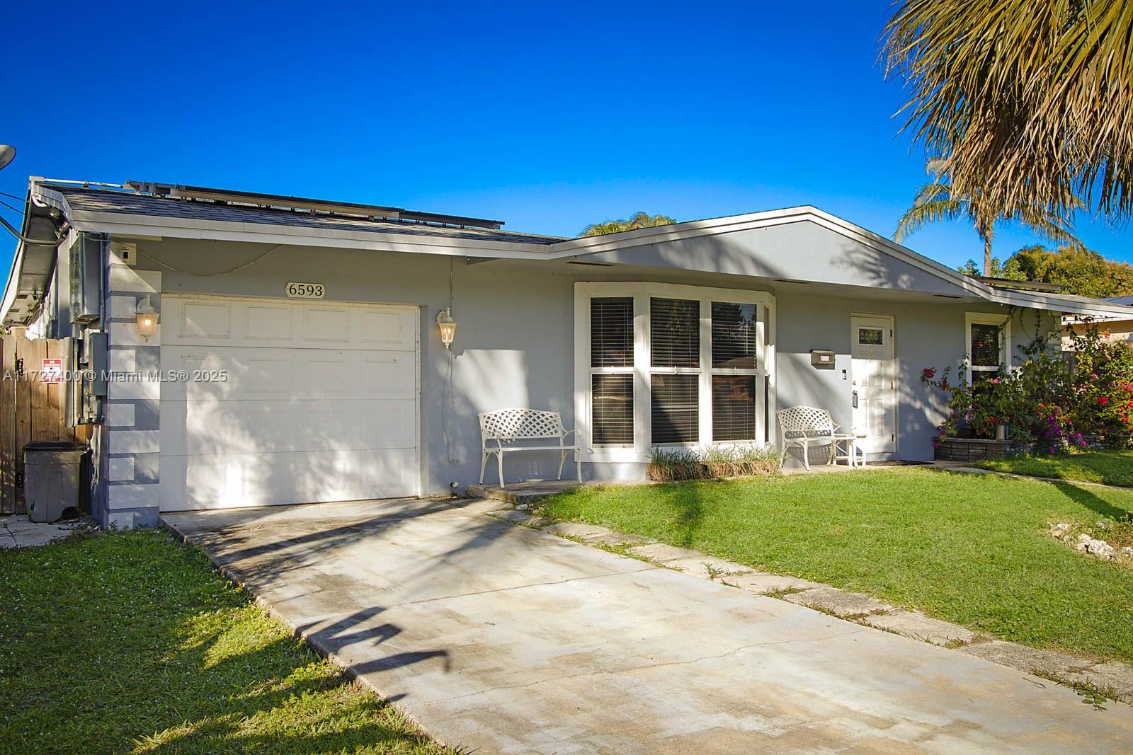 6593 SW 10th Ct