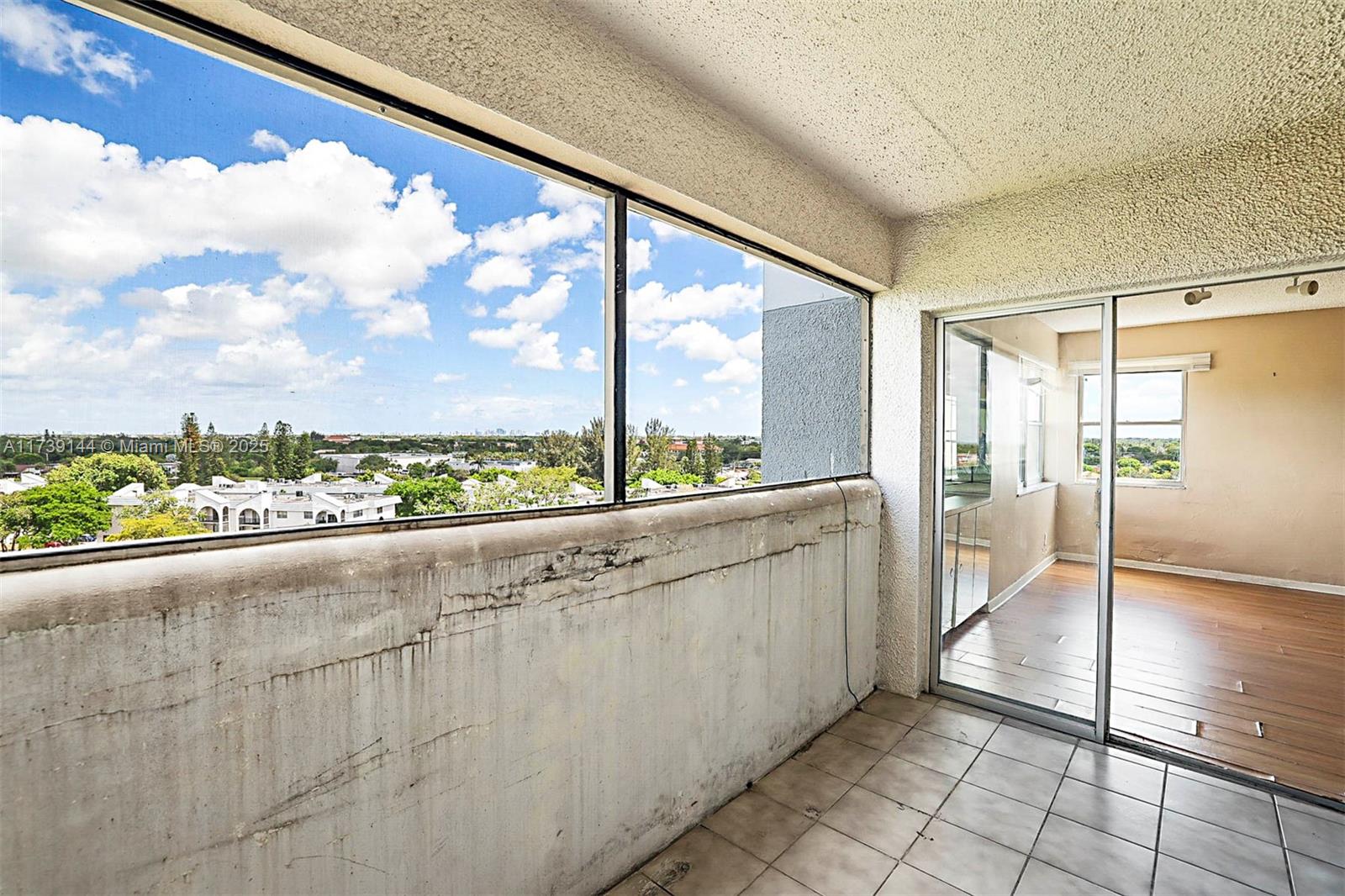 3301 Spanish Moss Ter # 904