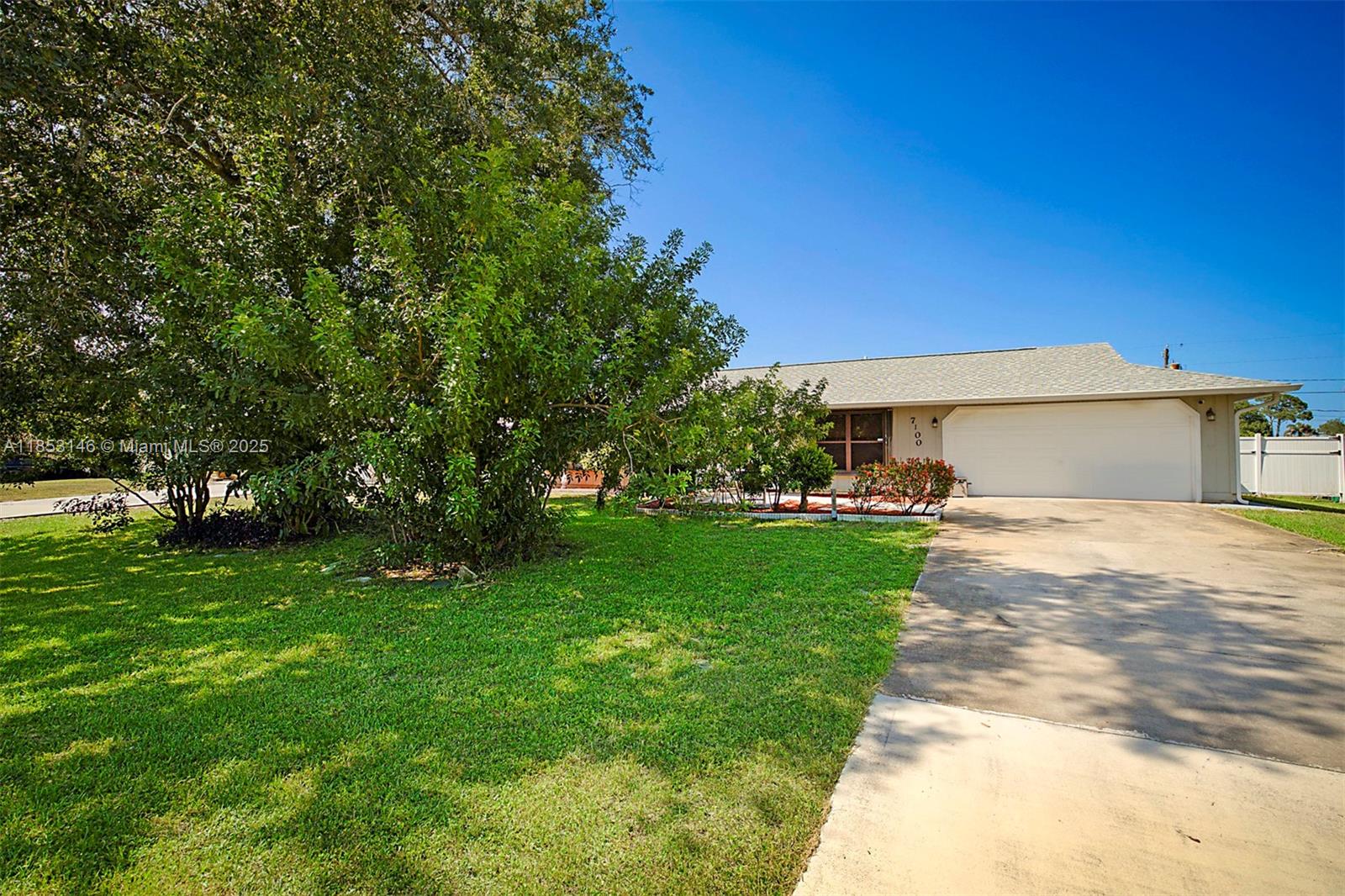 7100 Winter Garden Pkwy