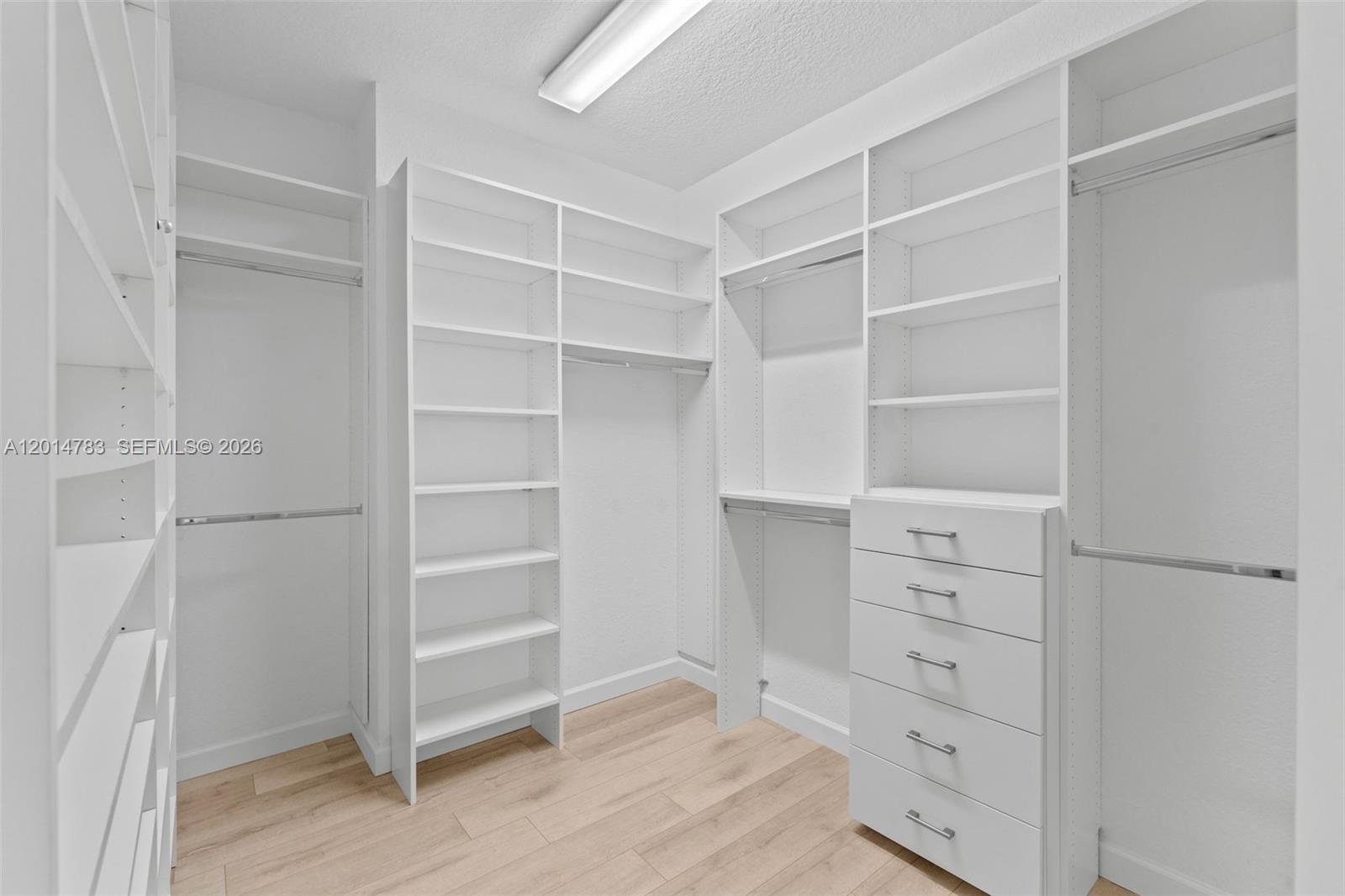 148 Nottingham Pl