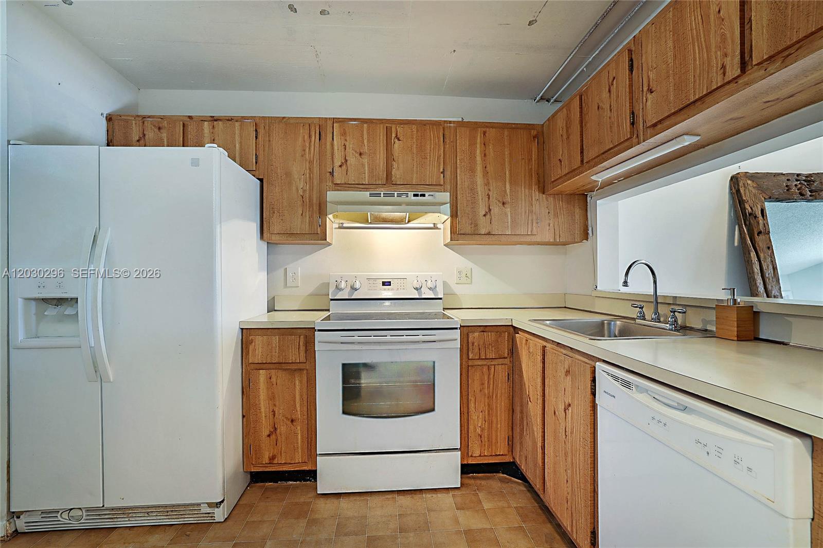 6475 W Oakland Park Blvd # 505