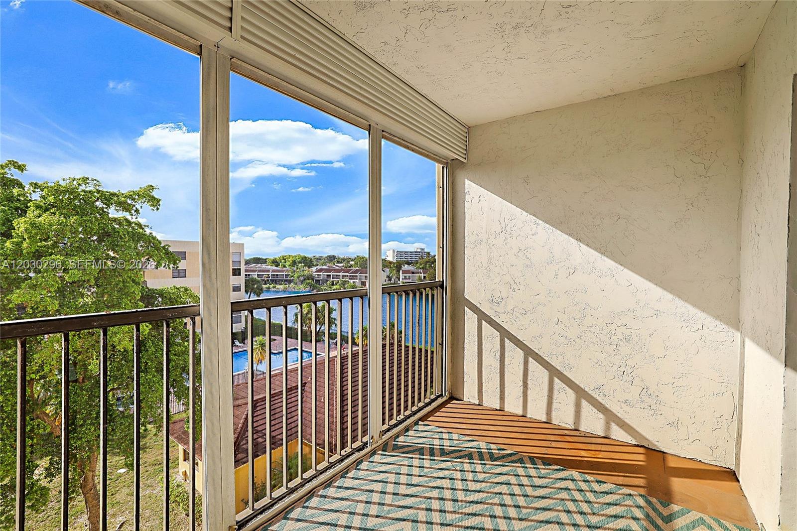 6475 W Oakland Park Blvd # 505