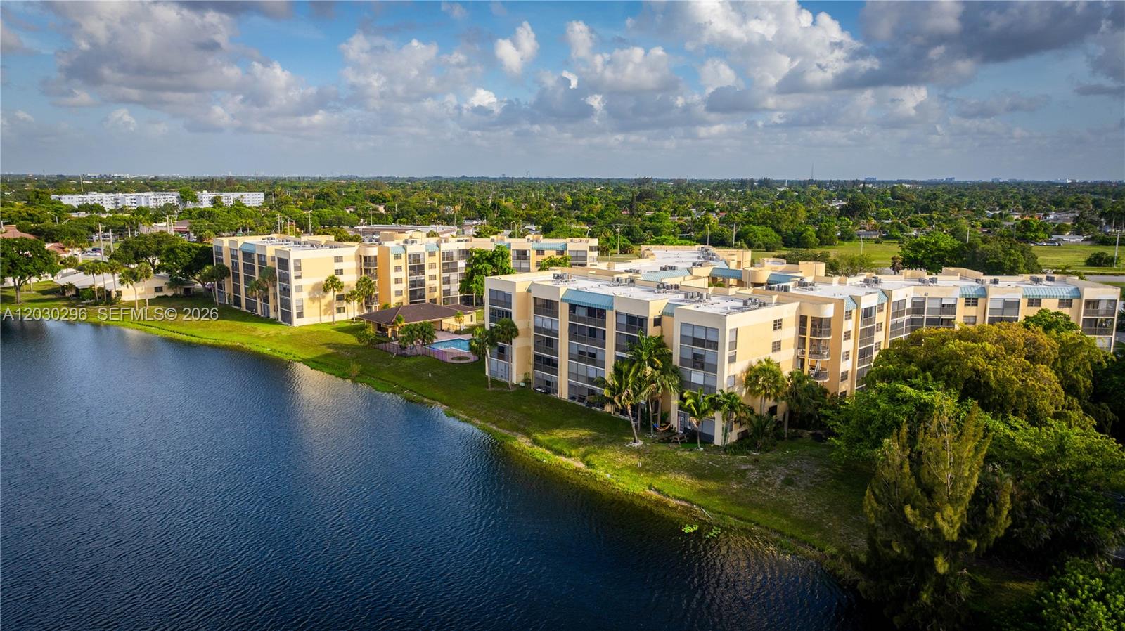 6475 W Oakland Park Blvd # 505