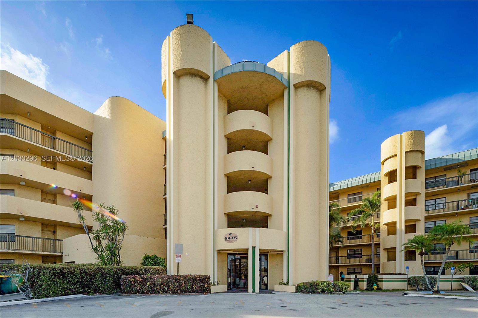 6475 W Oakland Park Blvd # 505
