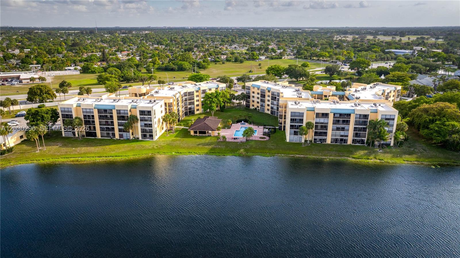 6475 W Oakland Park Blvd # 505