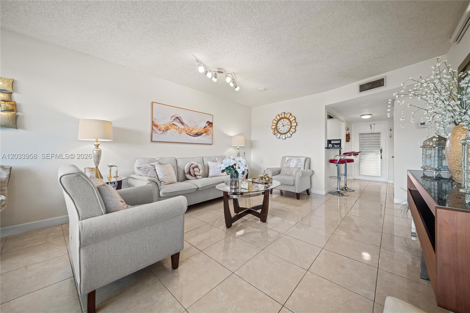 8951 Sunrise Lakes Blvd Unit: 301