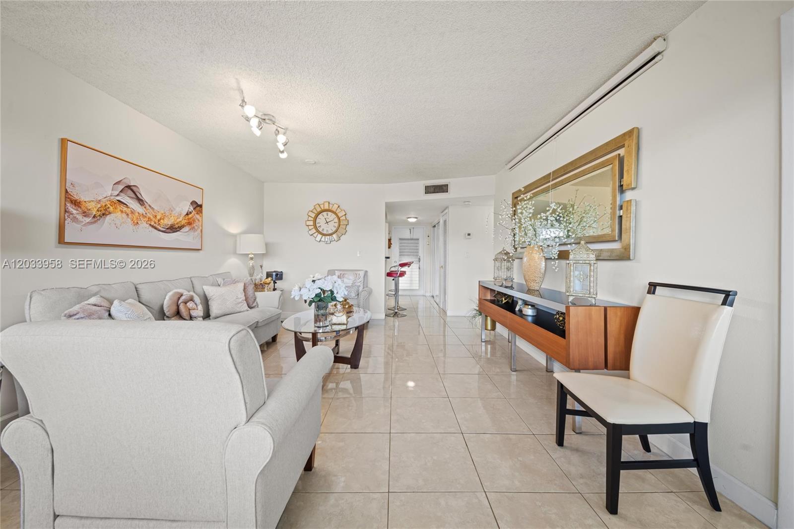8951 Sunrise Lakes Blvd Unit: 301
