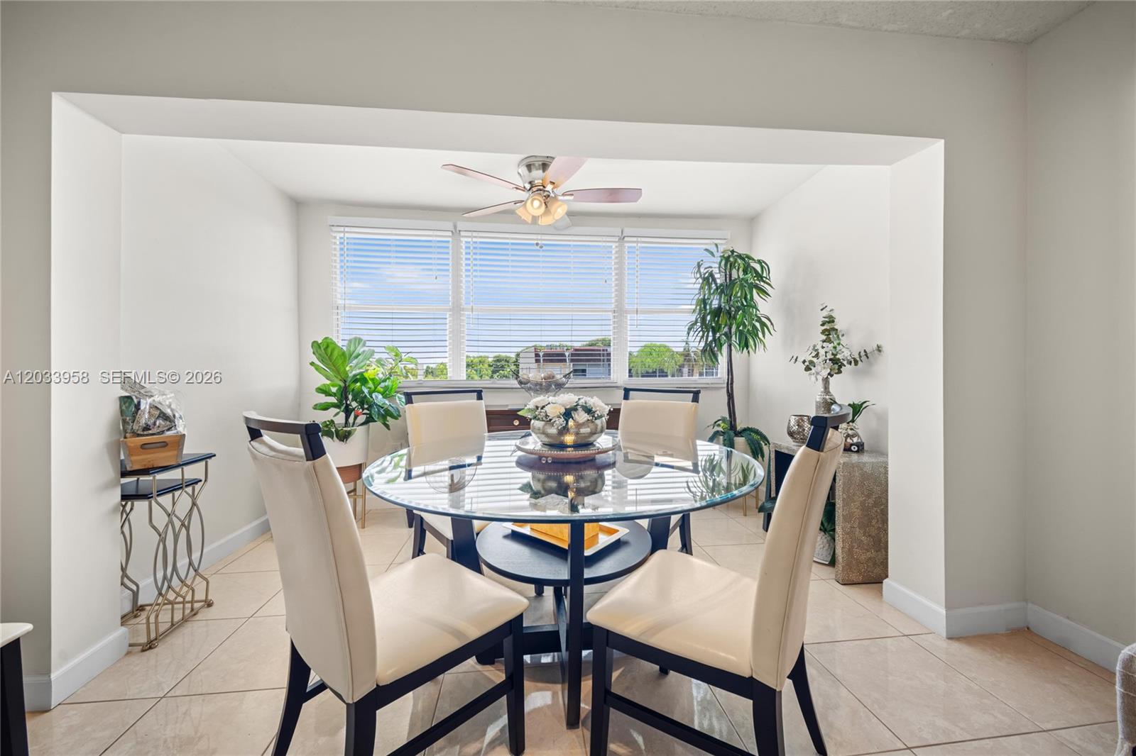 8951 Sunrise Lakes Blvd Unit: 301
