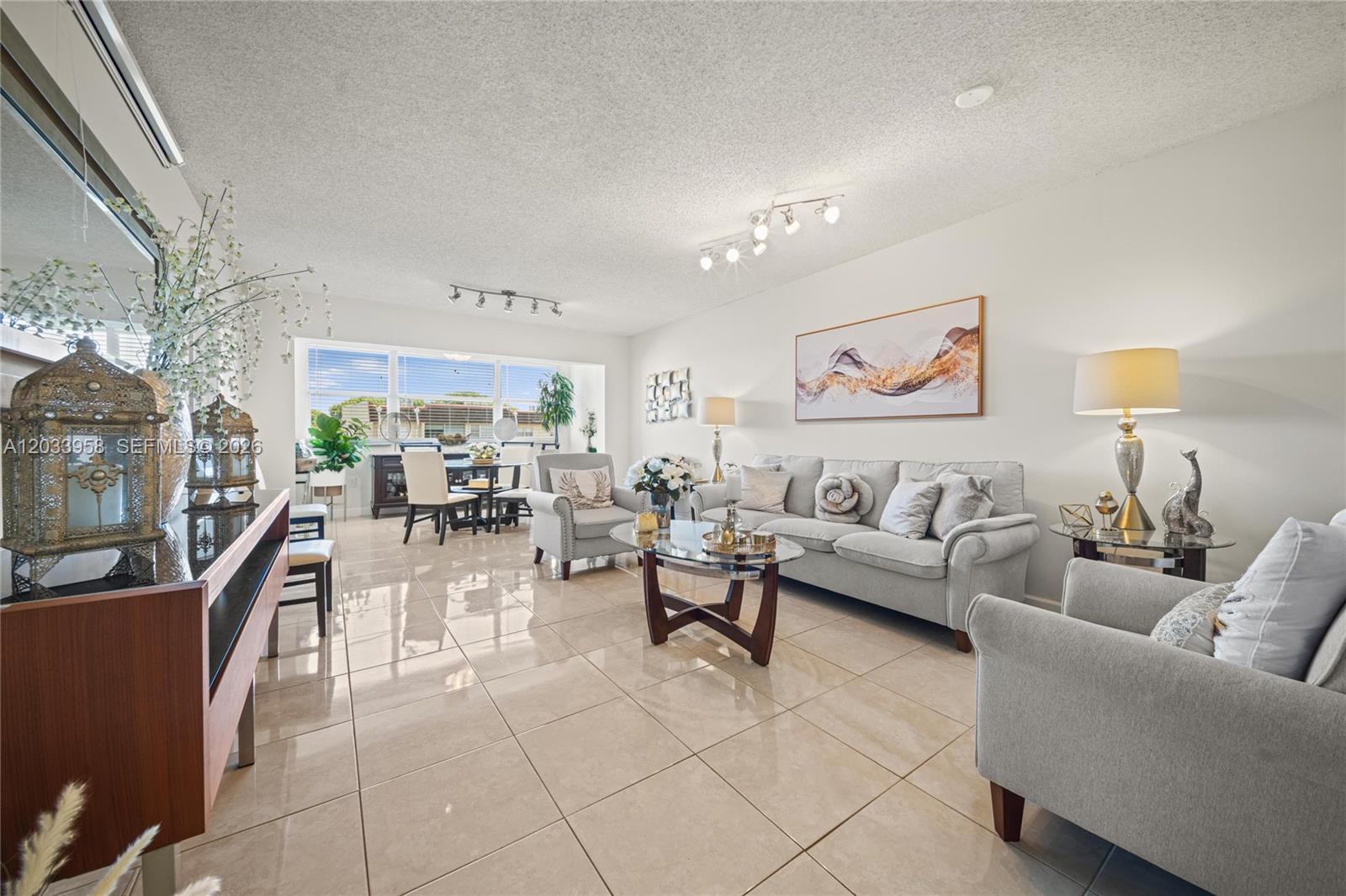 8951 Sunrise Lakes Blvd Unit: 301