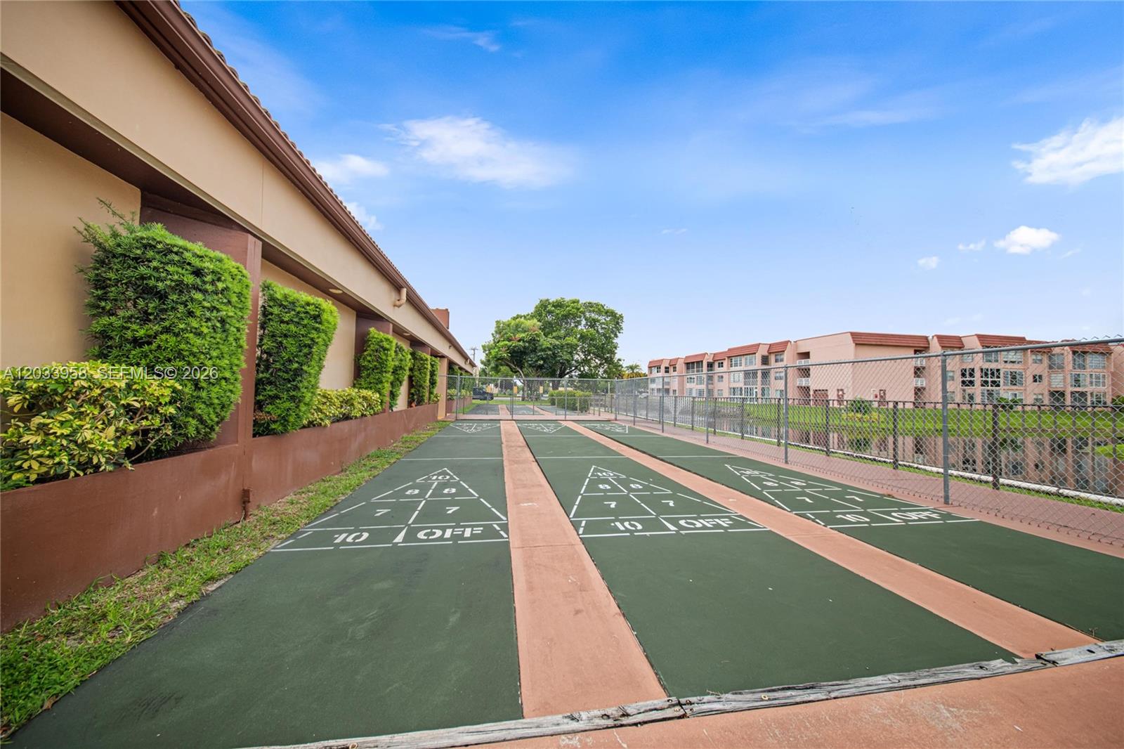 8951 Sunrise Lakes Blvd Unit: 301