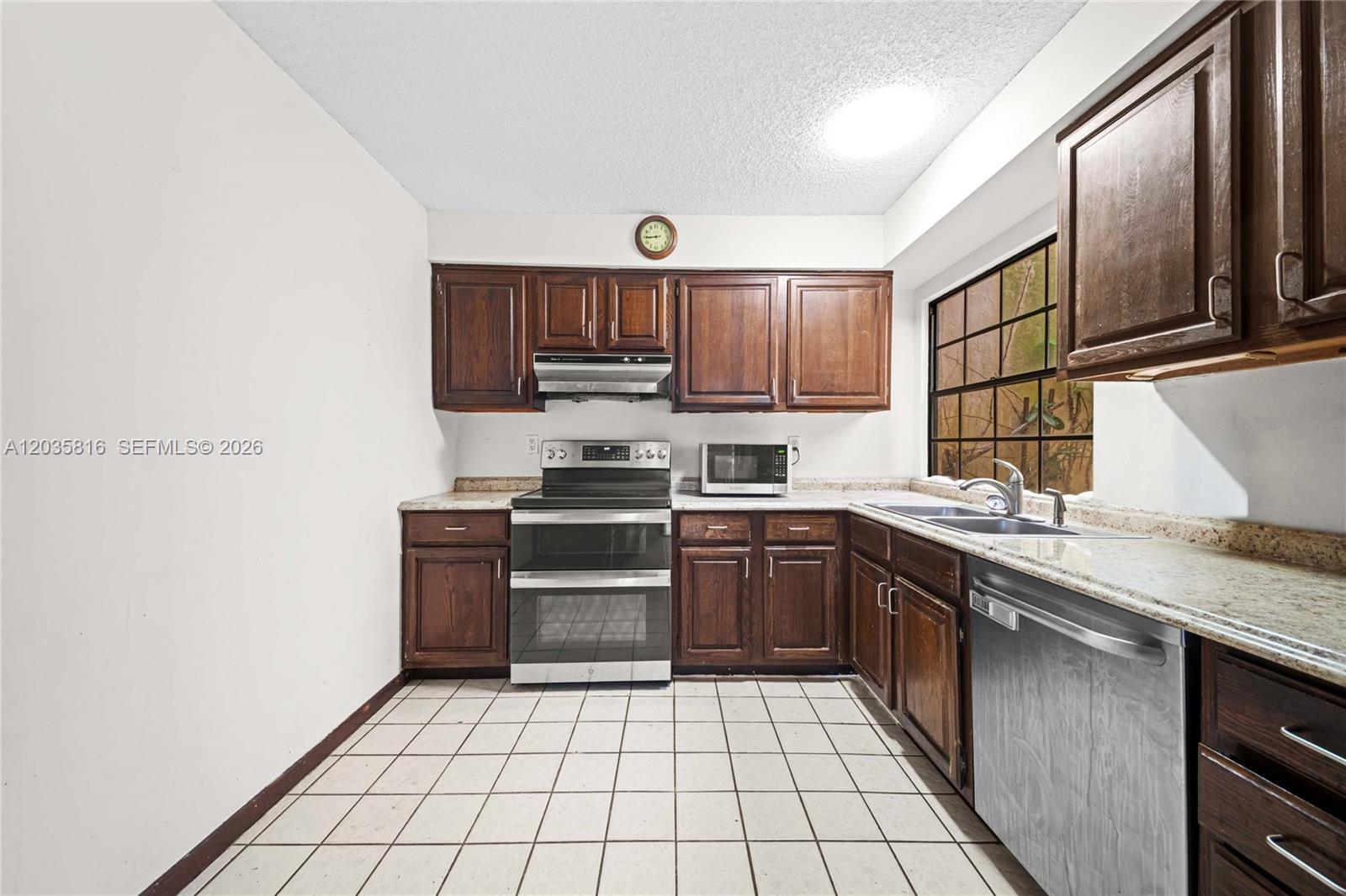 443 NE 38th Street