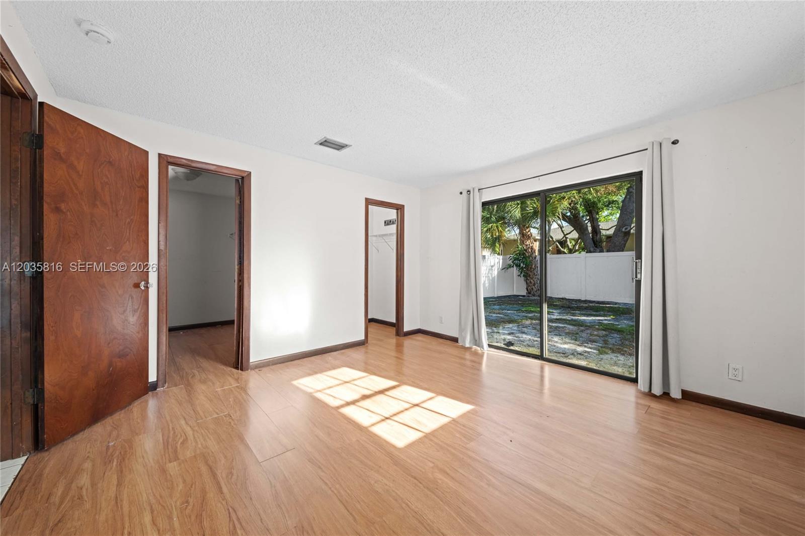 443 NE 38th Street