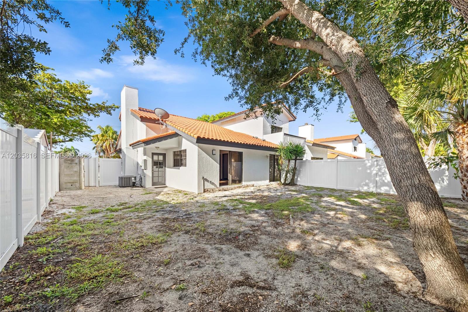 443 NE 38th Street