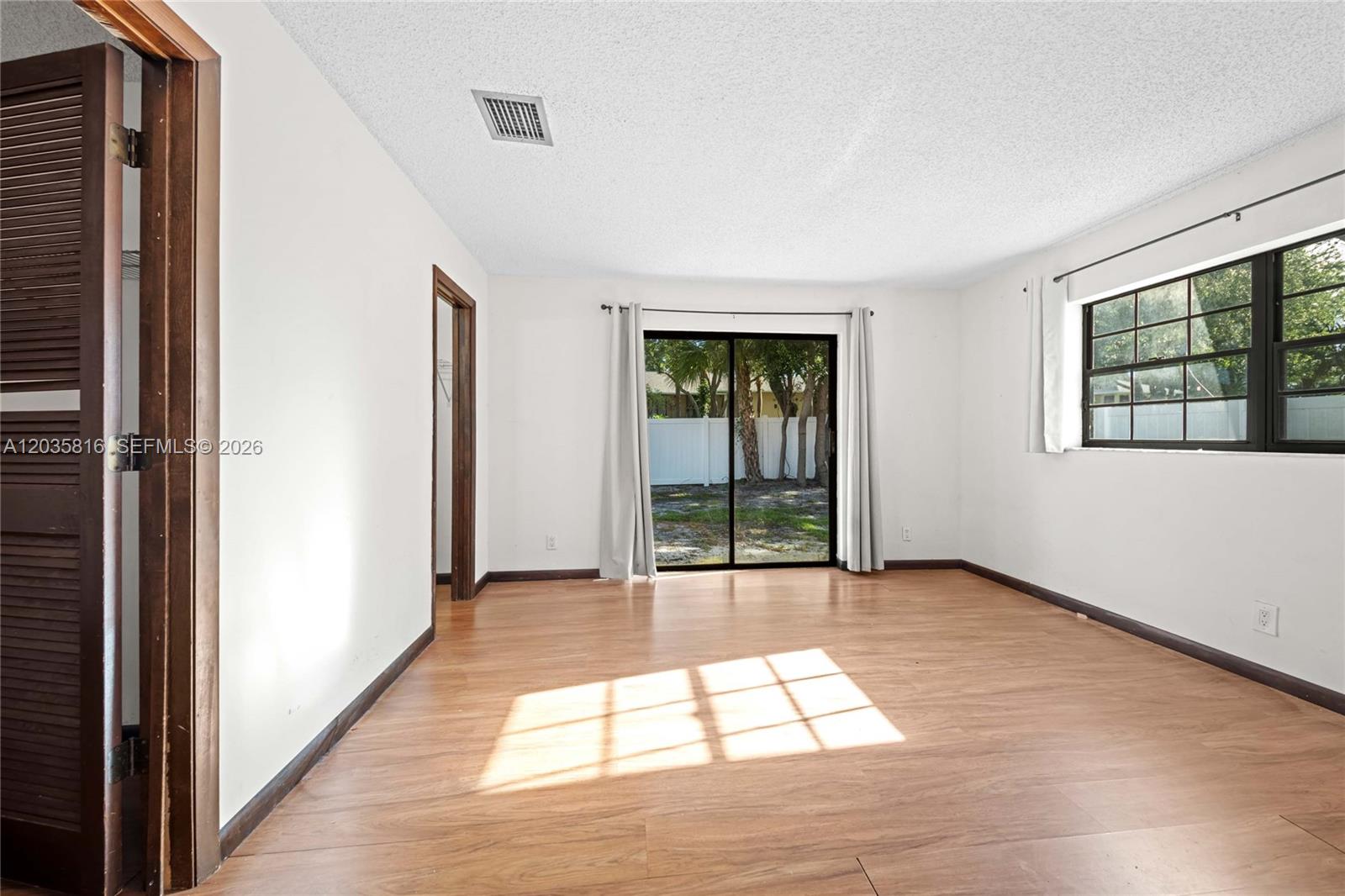 443 NE 38th Street