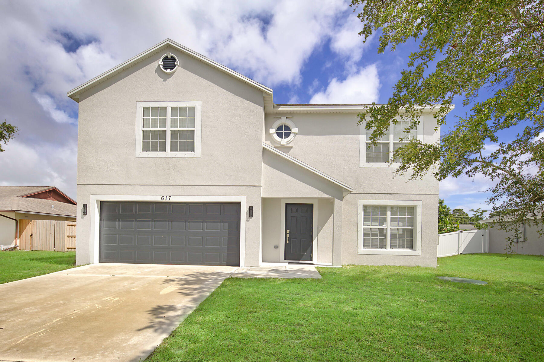 617 SE Karrigan Terrace, Port St. Lucie