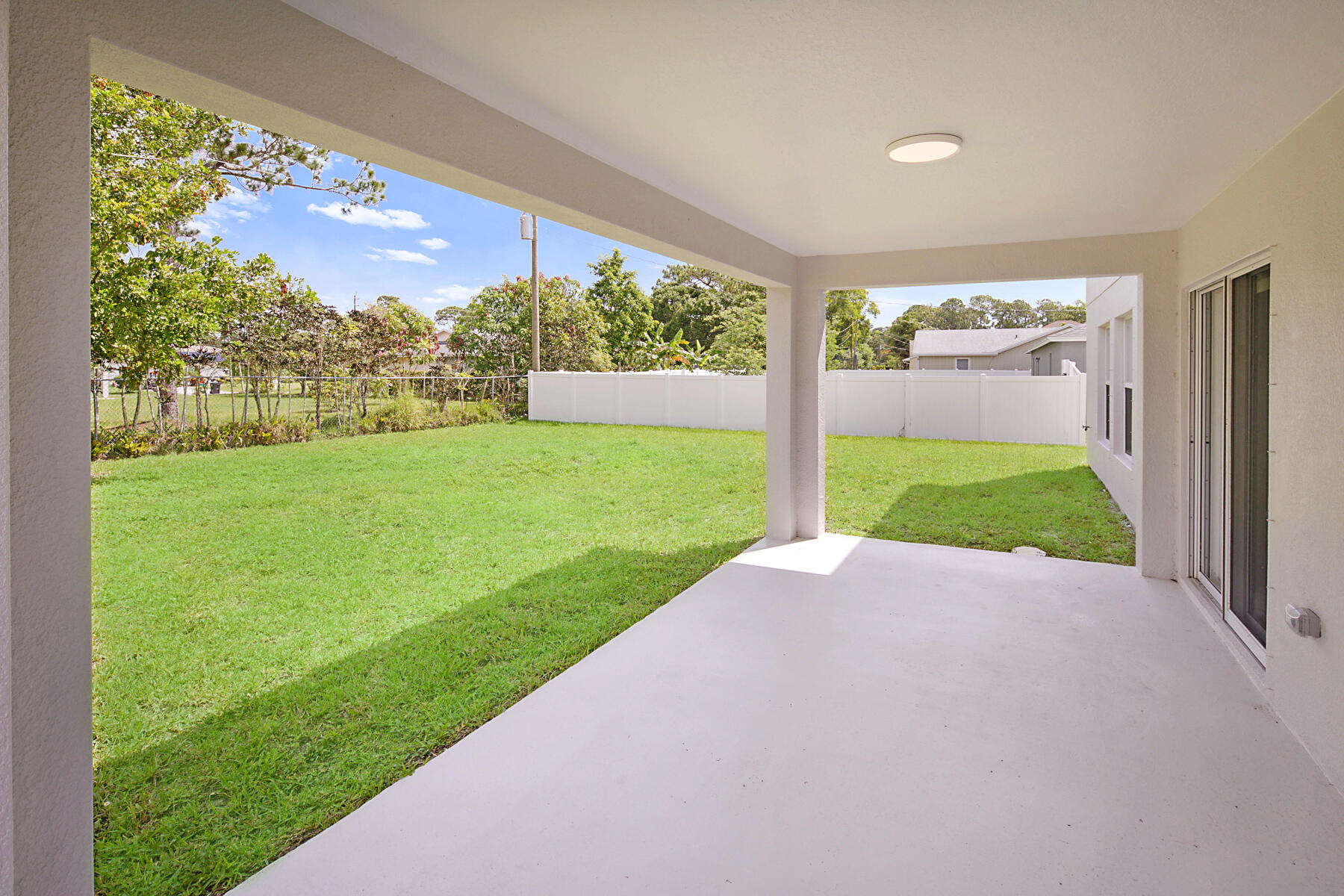 617 SE Karrigan Terrace, Port St. Lucie