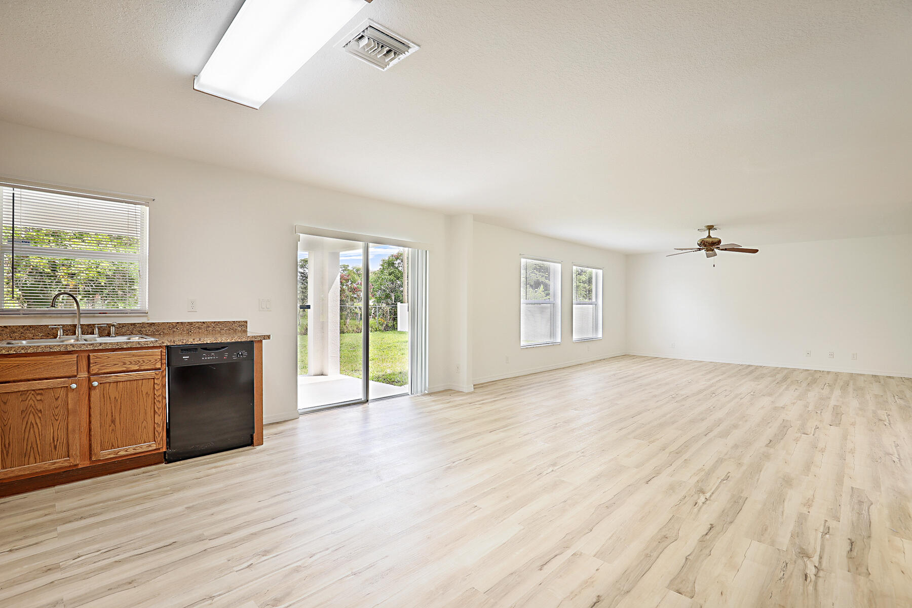 617 SE Karrigan Terrace, Port St. Lucie