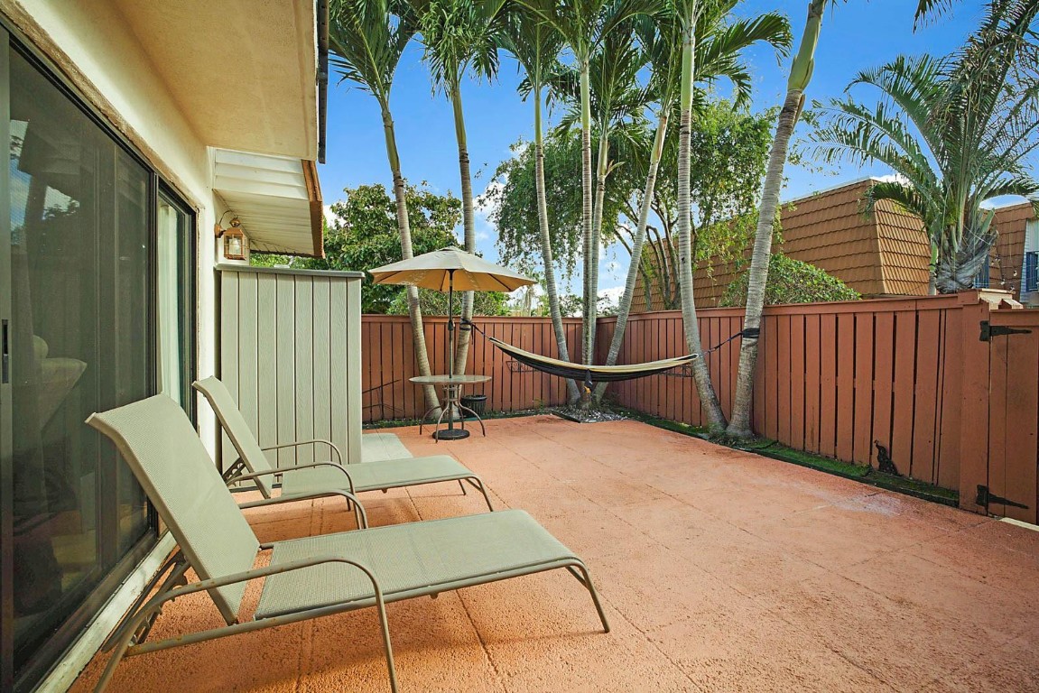 2876 SW 12th Street 2876