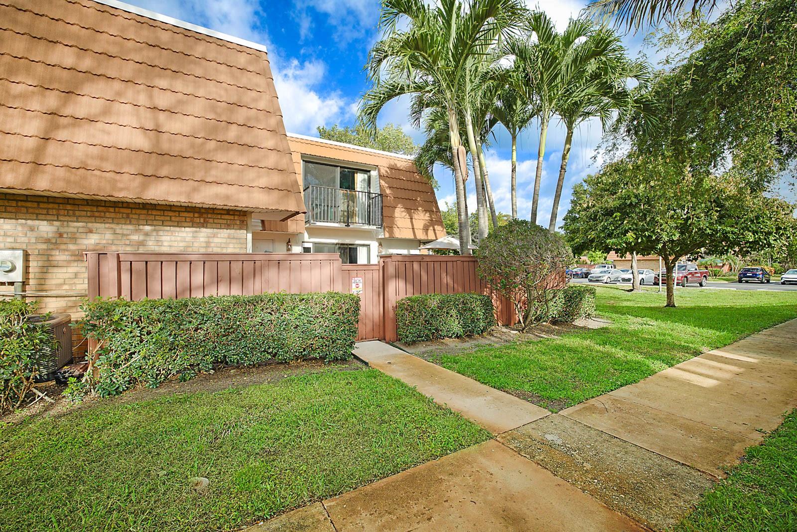 2876 SW 12th Street 2876