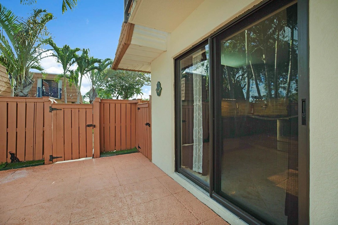 2876 SW 12th Street 2876