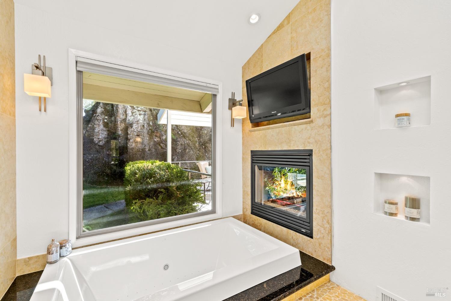 2710 Hillcrest Drive