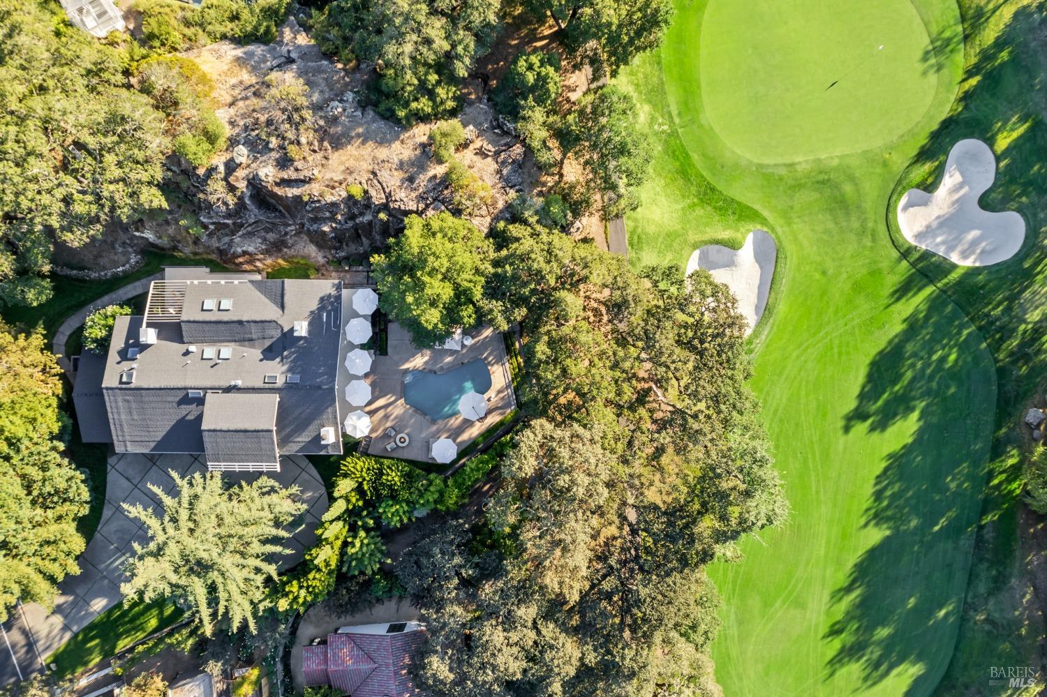 2710 Hillcrest Drive