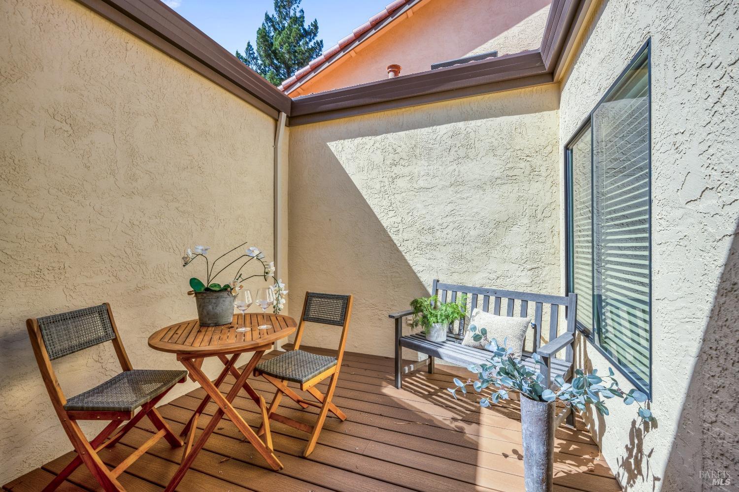 41 Fountain Grove Cir