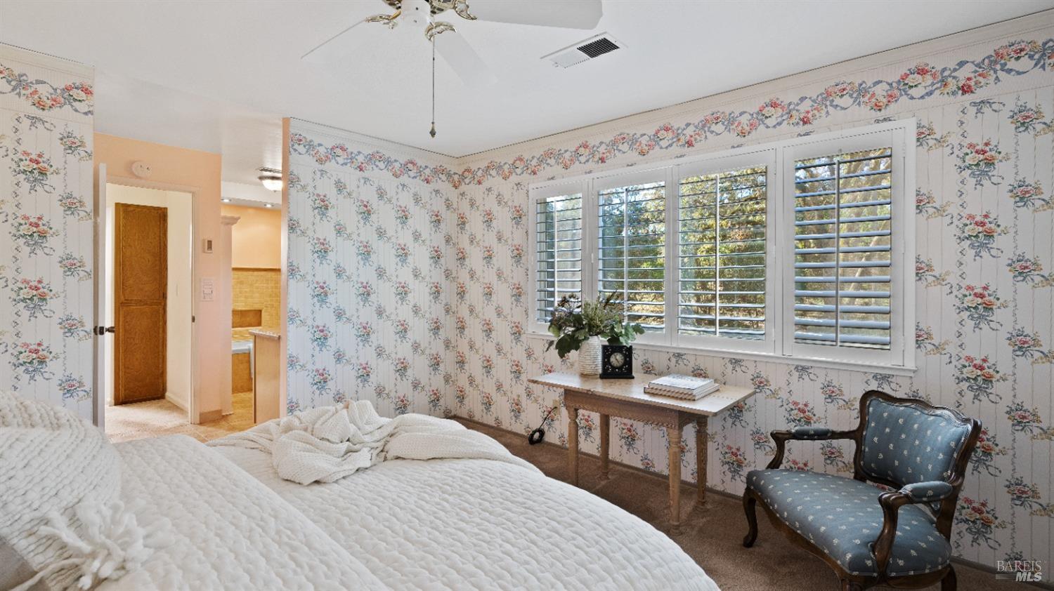 2596 Hidden Valley Ln