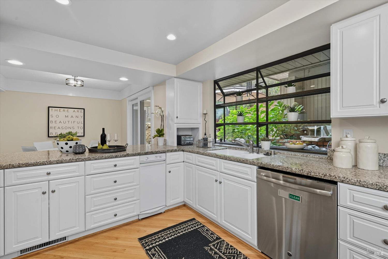 523 Westgate Dr