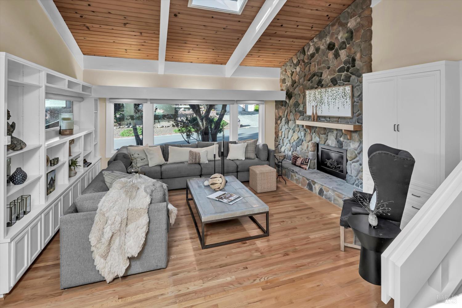 523 Westgate Dr