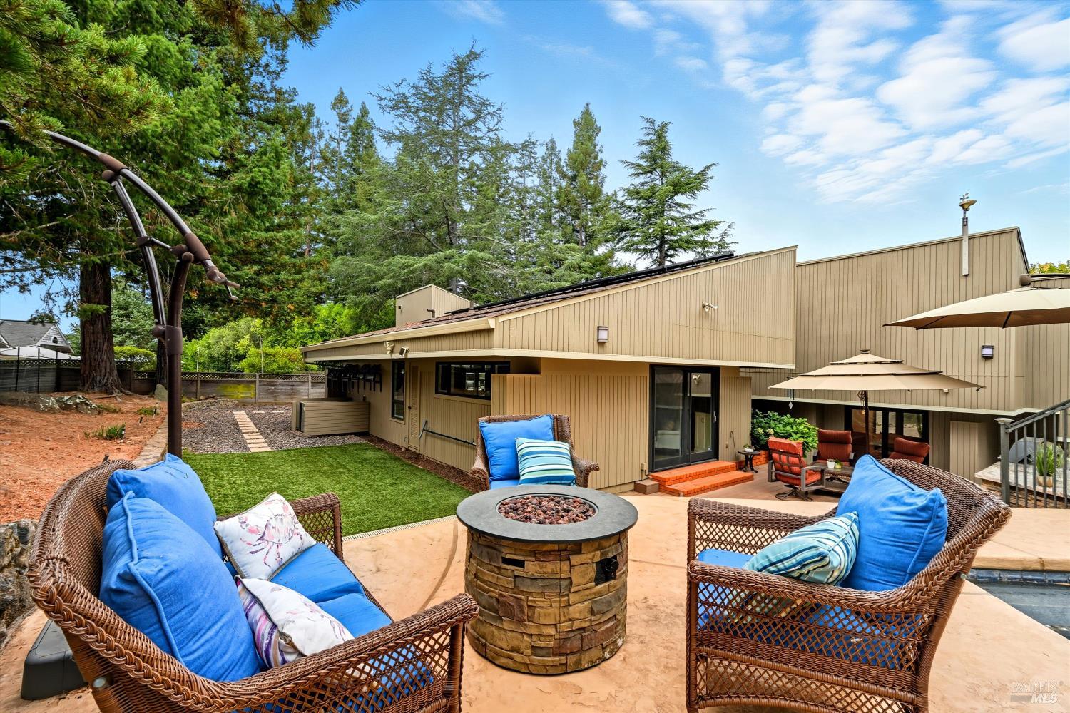 523 Westgate Dr