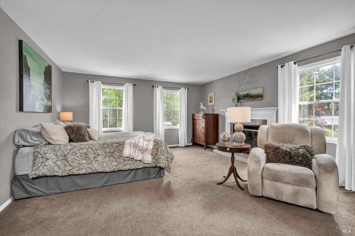 3371 Crystal Ct