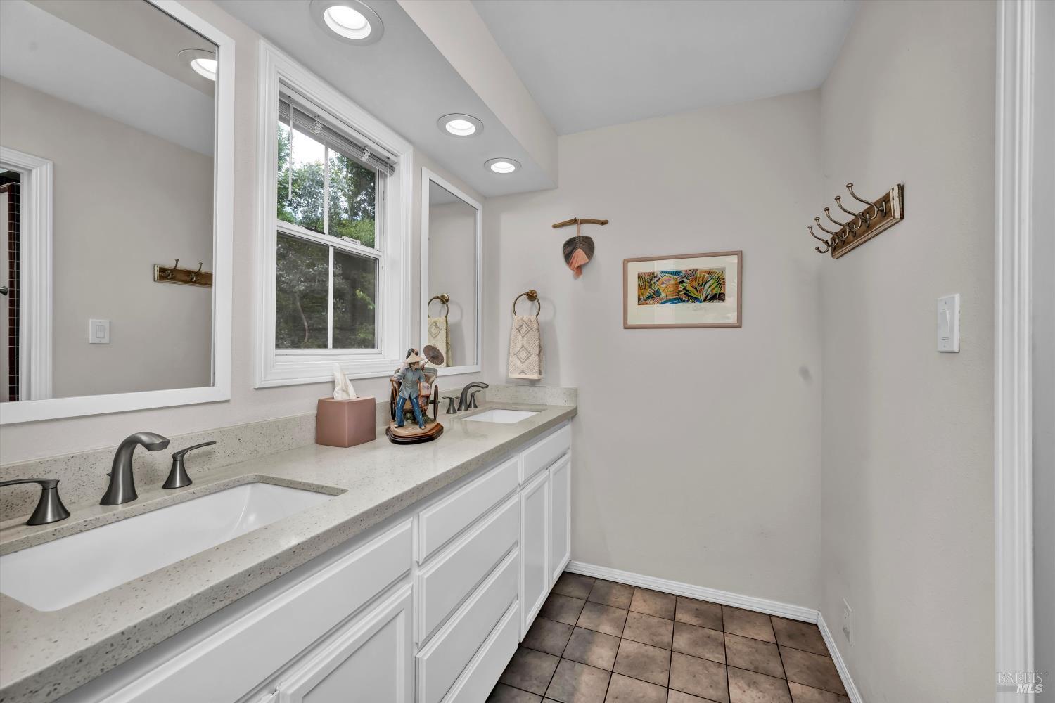 3371 Crystal Ct