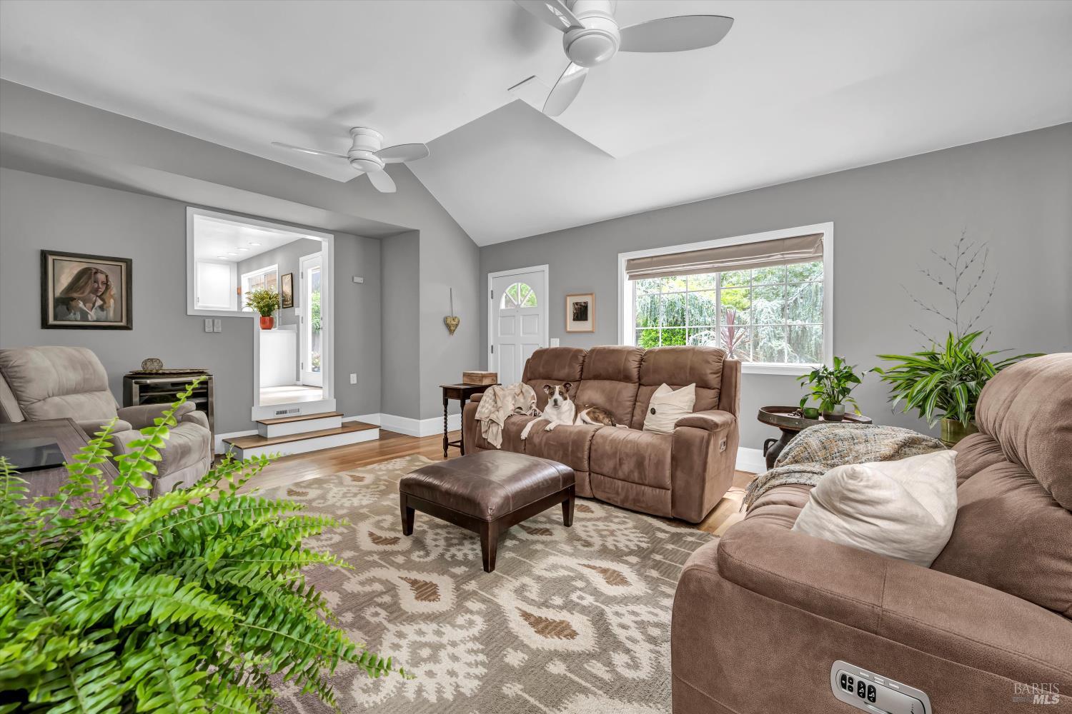 3371 Crystal Ct