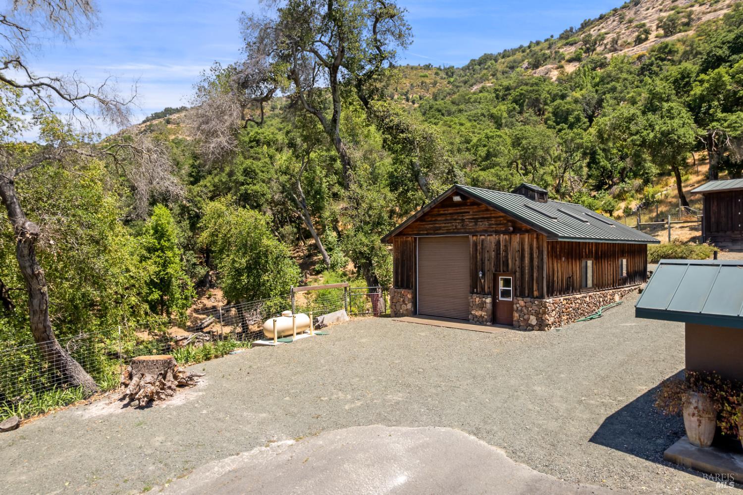 5370 Country Ln