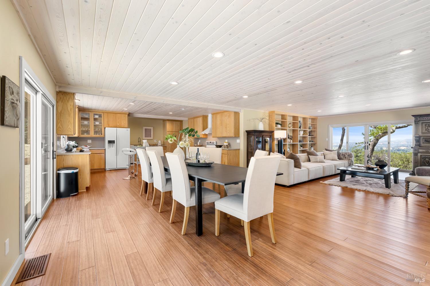 5370 Country Ln