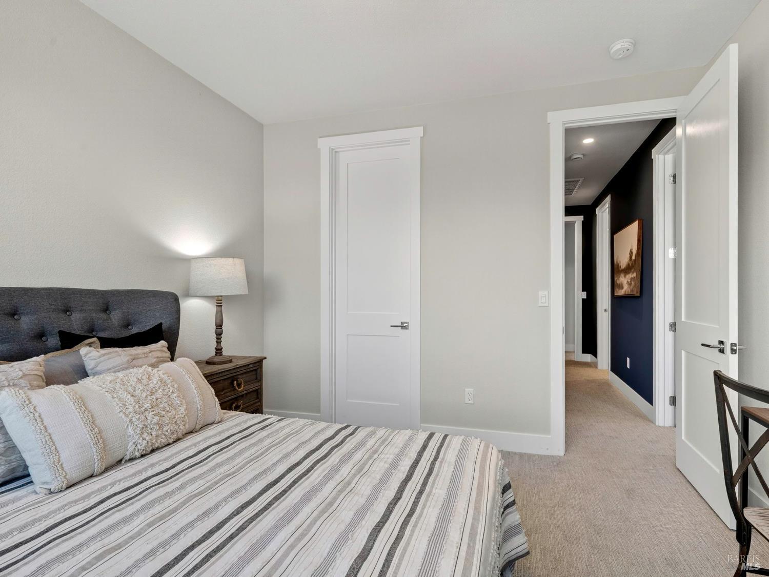 100 Waterstone Ct