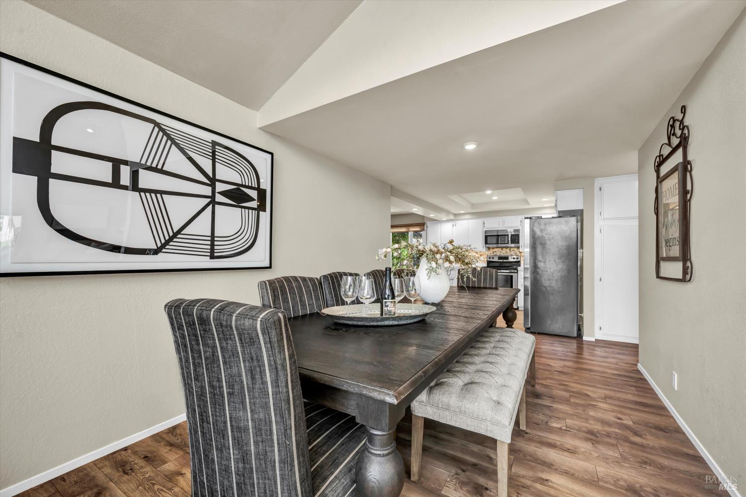 1183 Mountain View Cir