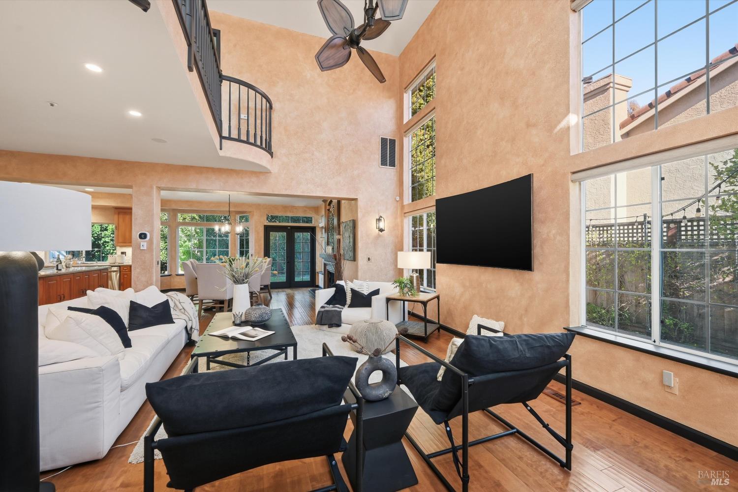 28 S Newport Drive