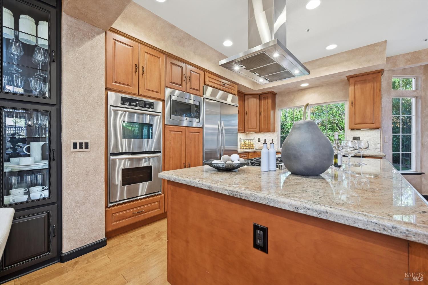 28 S Newport Drive
