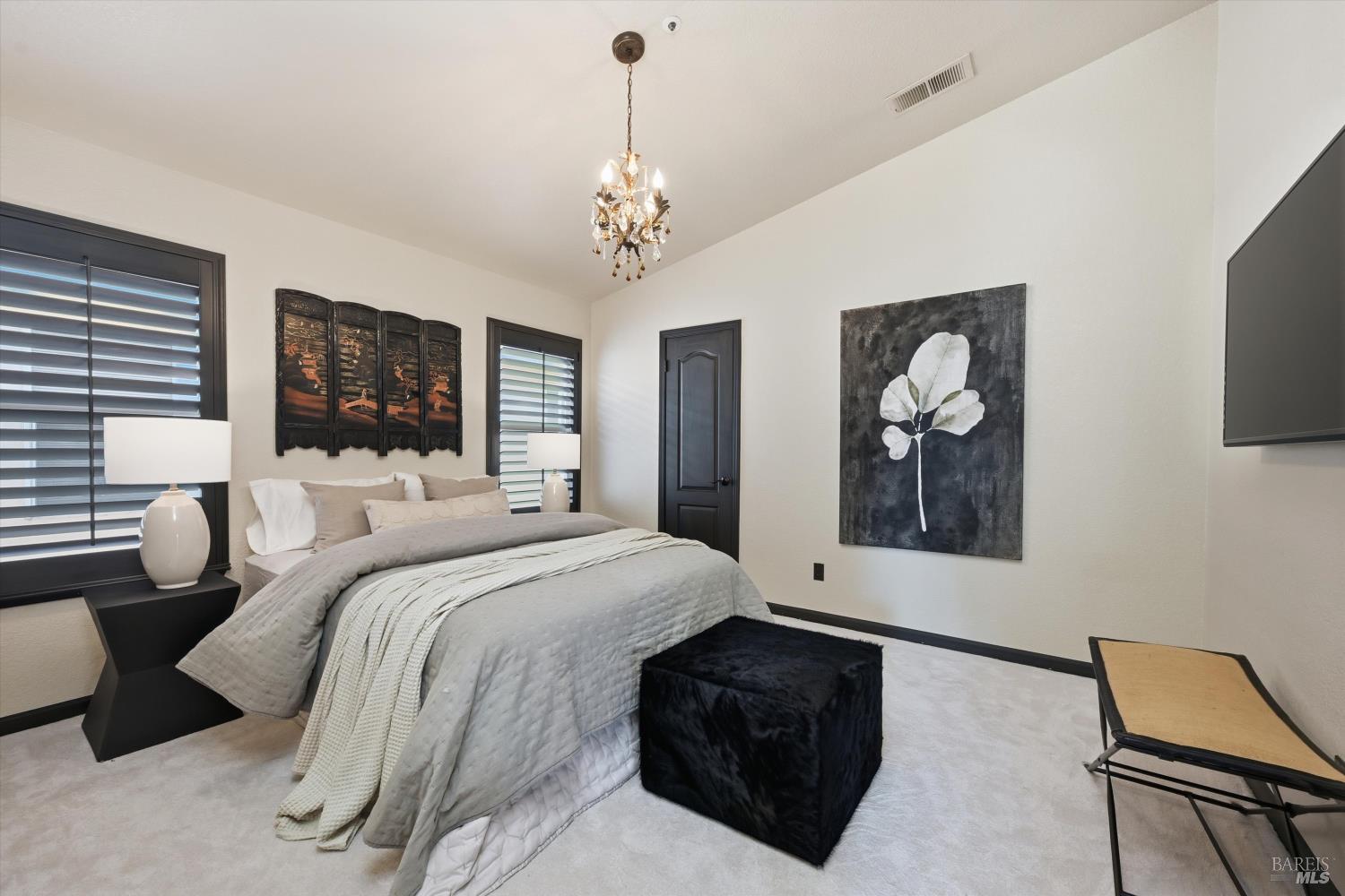 28 S Newport Drive