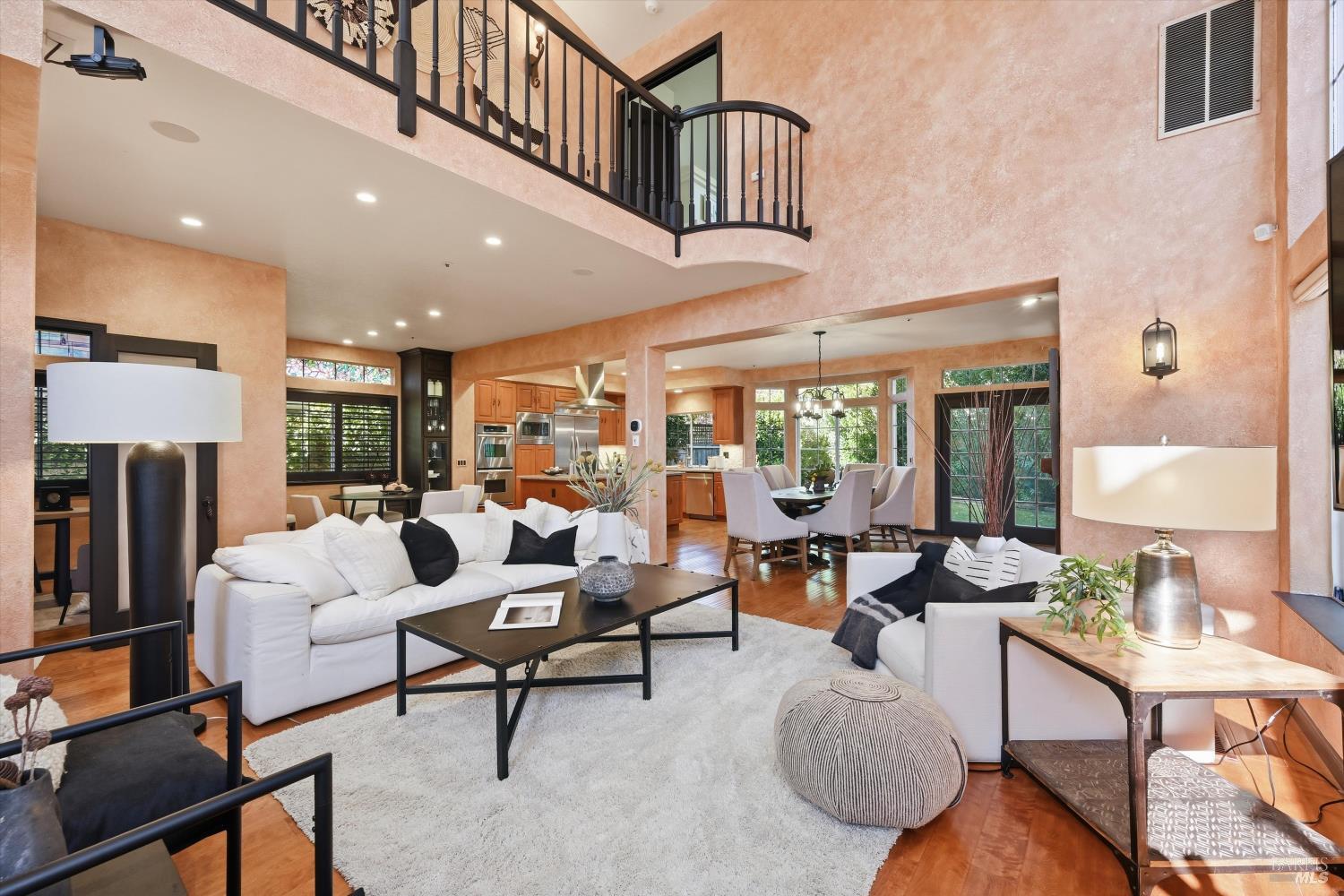 28 S Newport Drive