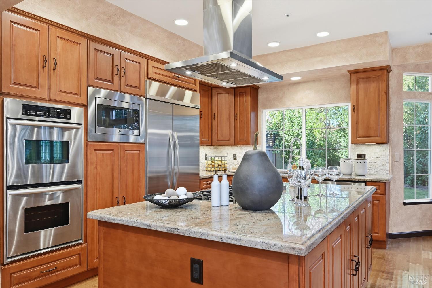 28 S Newport Drive