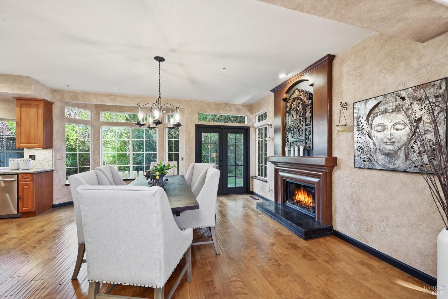 28 S Newport Drive