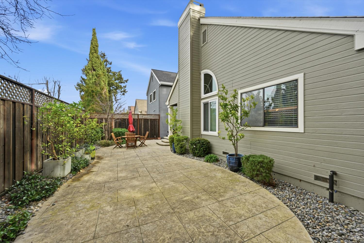 29 Valley West Circle